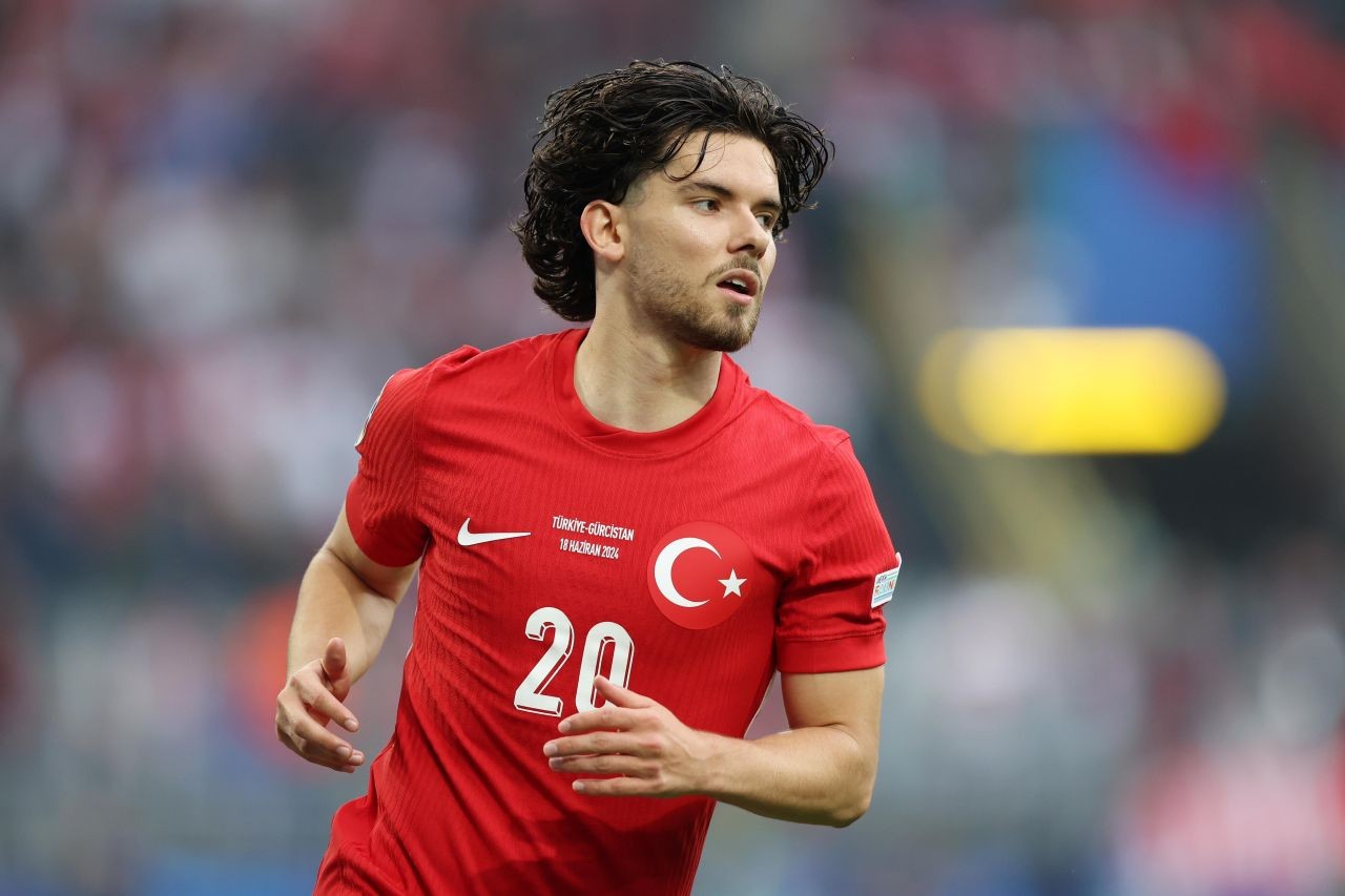 Ferdi Kadıoğlu İçin Süper Lig'de Dev Rekabet: Fenerbahçe Sonrası Galatasaray da Devrede - Sayfa 1